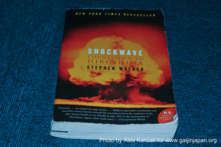 hiroshima, shockwave countdown to hiroshima, book on hiroshima, livre sur hiroshima