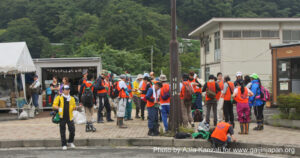 kamaishi, iwate, tohoku, japan - volunteer fro tsunami - volunteers, volontaires