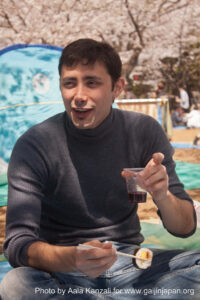 hanami - sakura at Yoyogi PArk Tokyo with Go Go nihon Japan - davide rossi